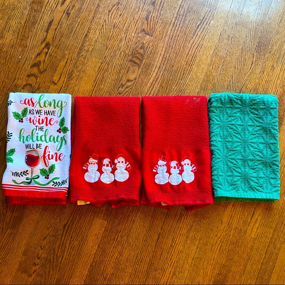 Assorted Holiday Kitchen Towels